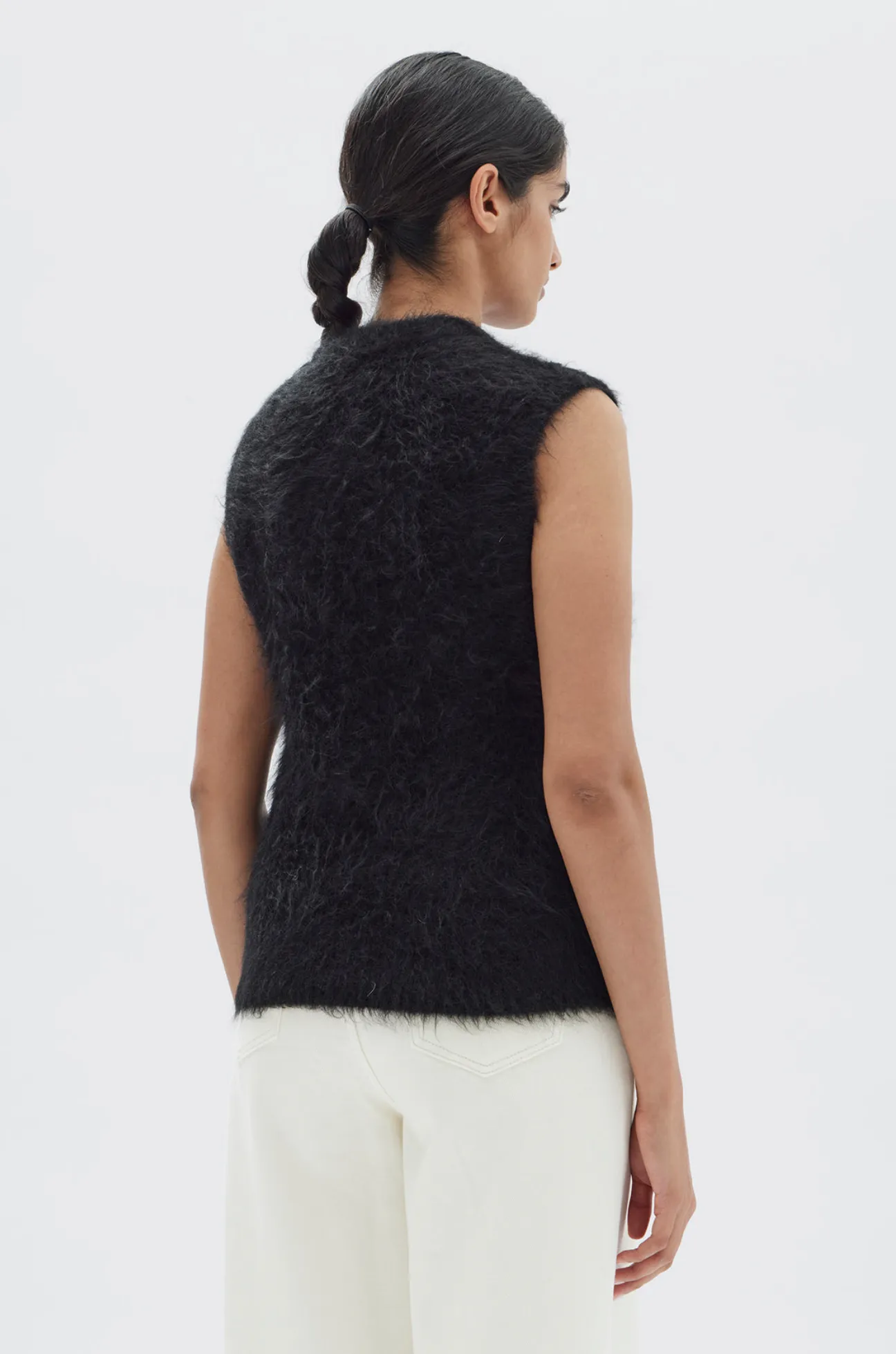 Assembly Label Hunter Alpaca Cropped Knit Vest