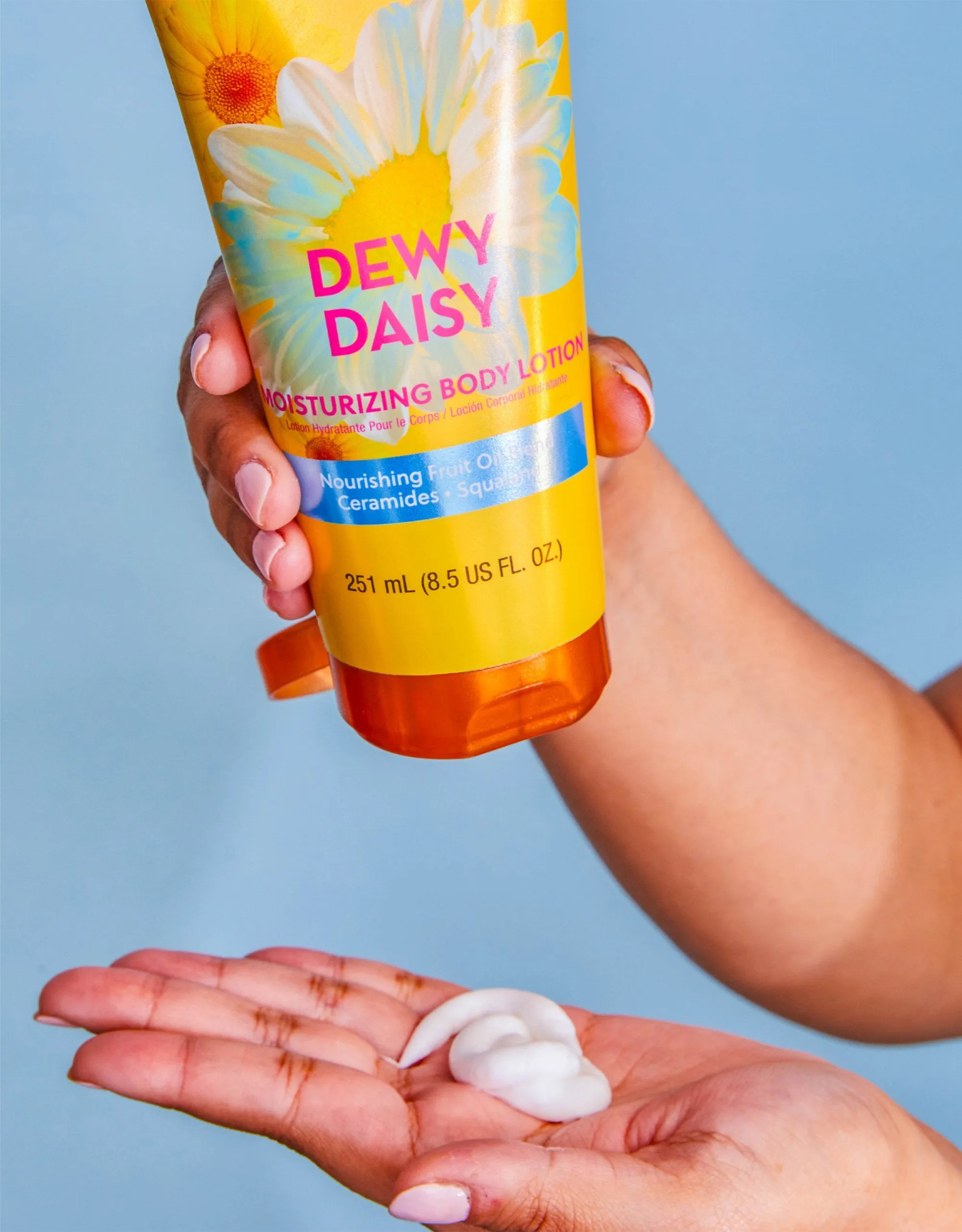 dewy daisy moisturizing body lotion