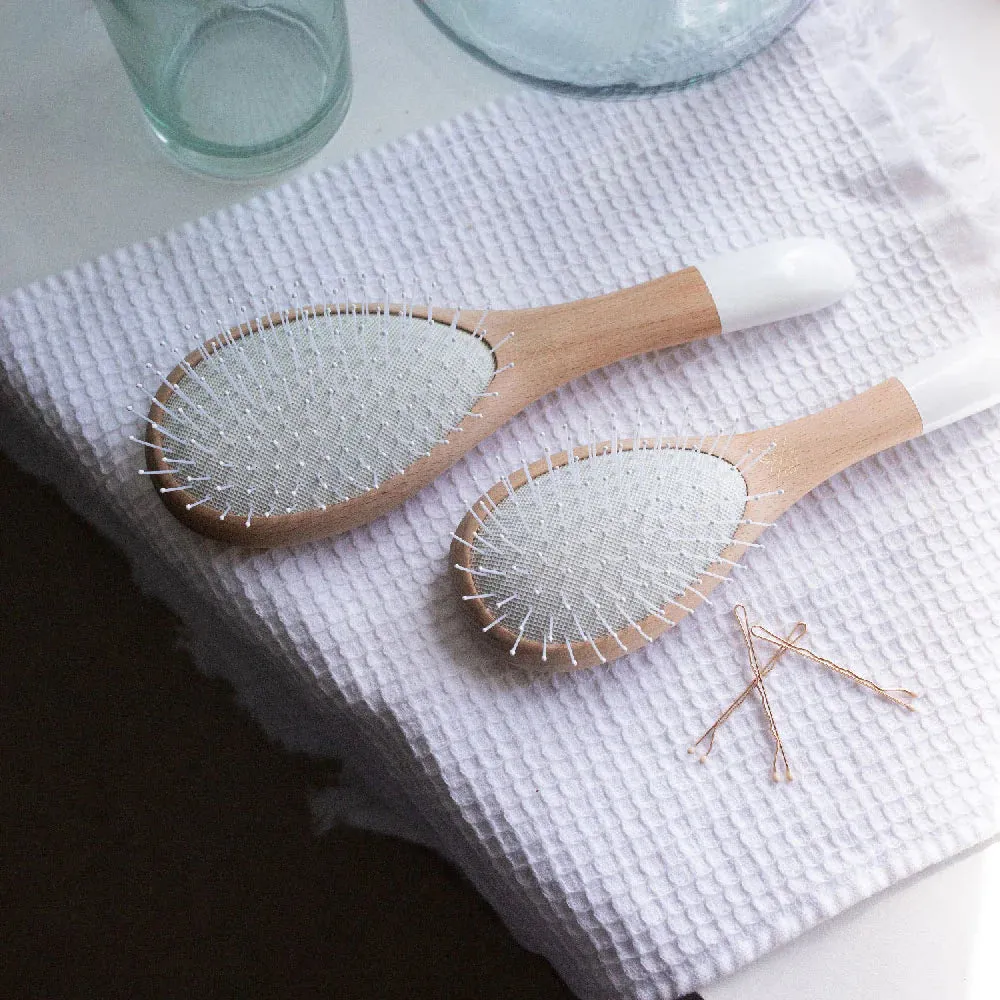 Wooden Detangling Brush - Nylon Bristles